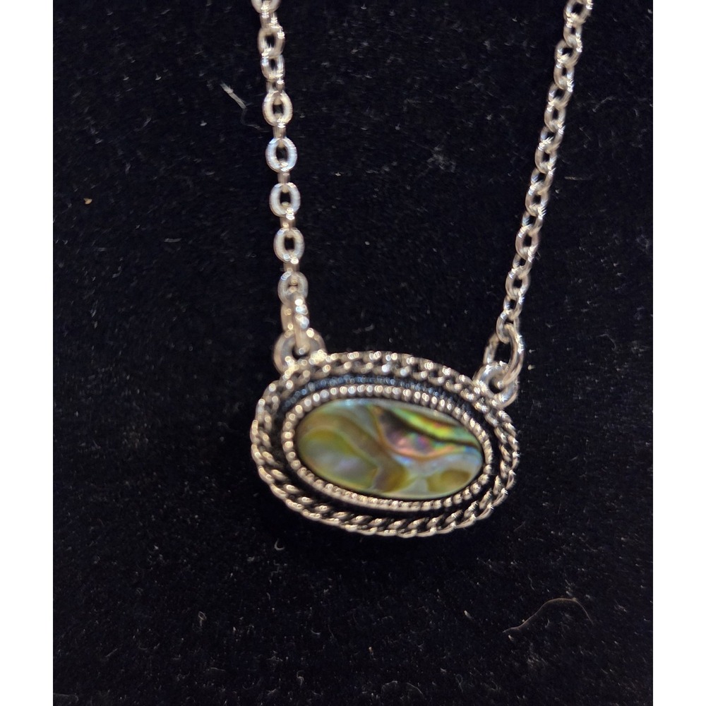 Sarah Coventry Silver Tone Abalone Inlay Pendant Necklace 15.0"